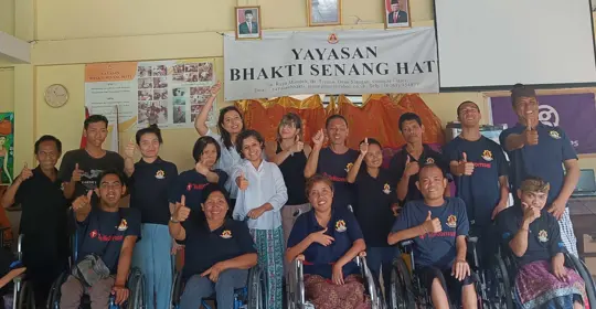 senang hati banner.jpg