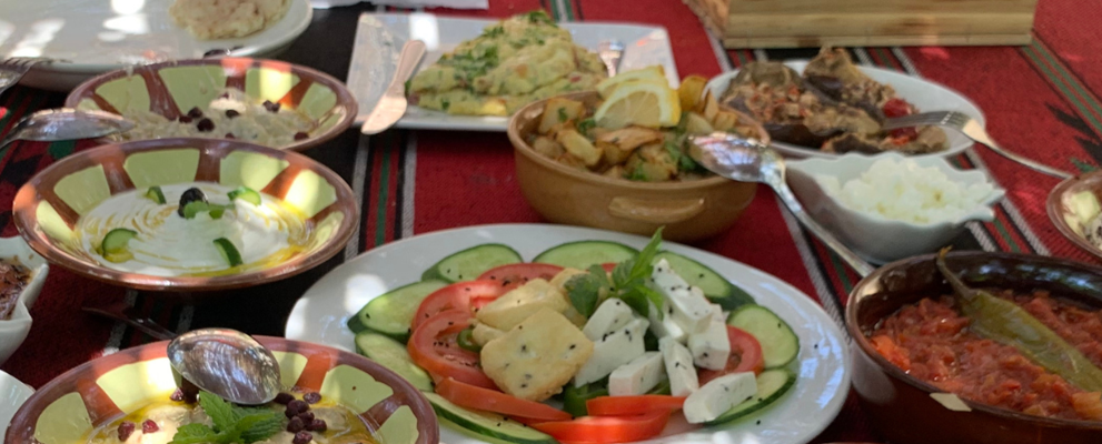 Customer photo at restaurants on tour