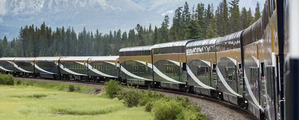 rocky mountaineer holiday