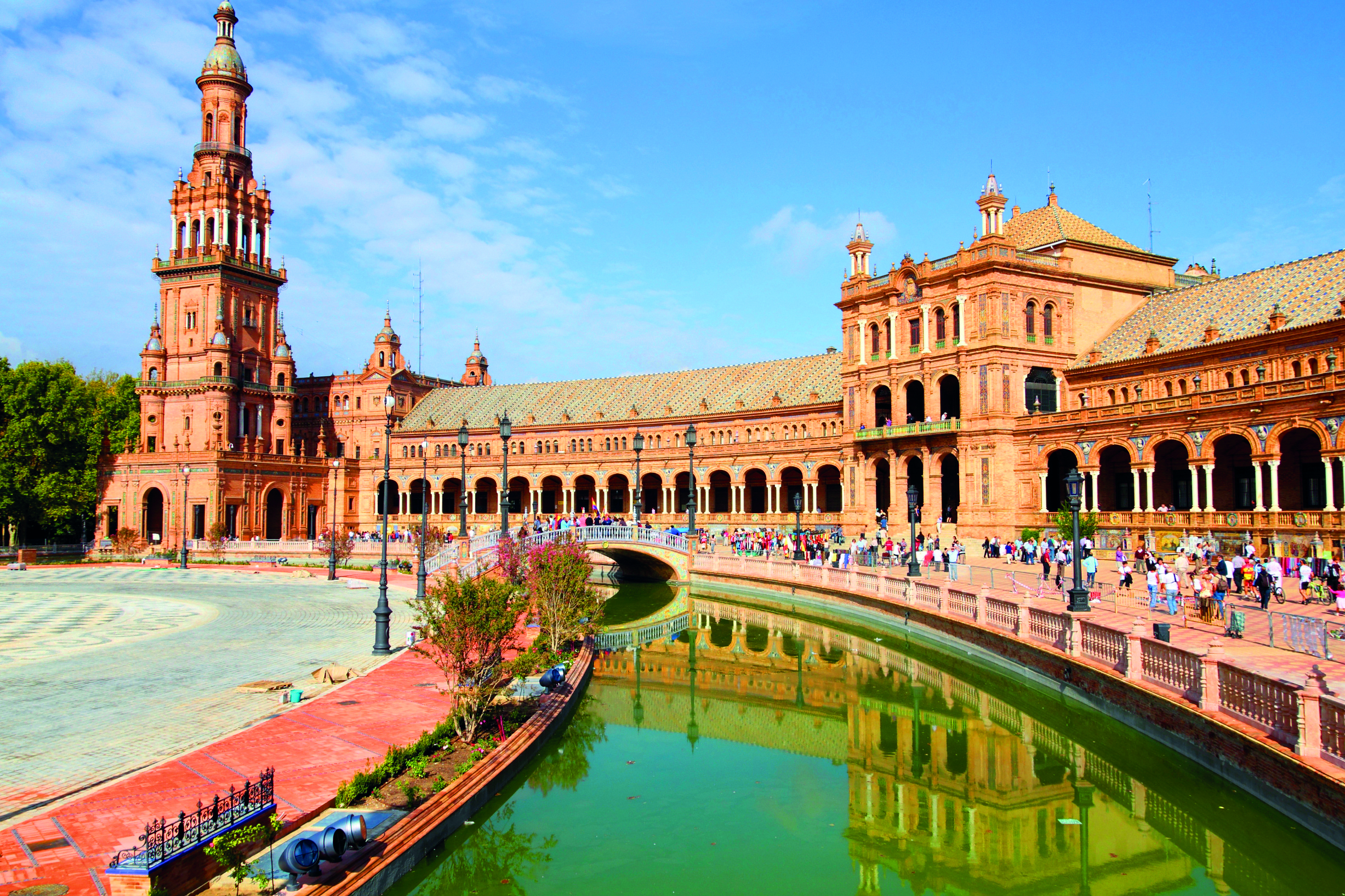 RF Seville Plaza De Espana Spain Istock 000015161553 Medium