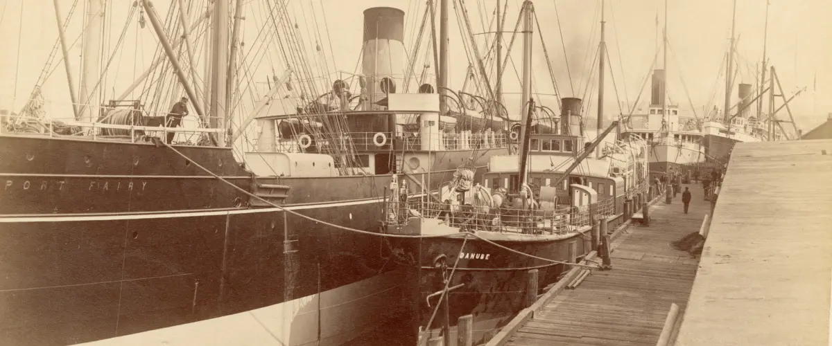 Canada-Carousel Container-04.jpg