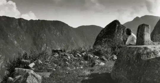 latin-carousel-container-06 mobile.jpg