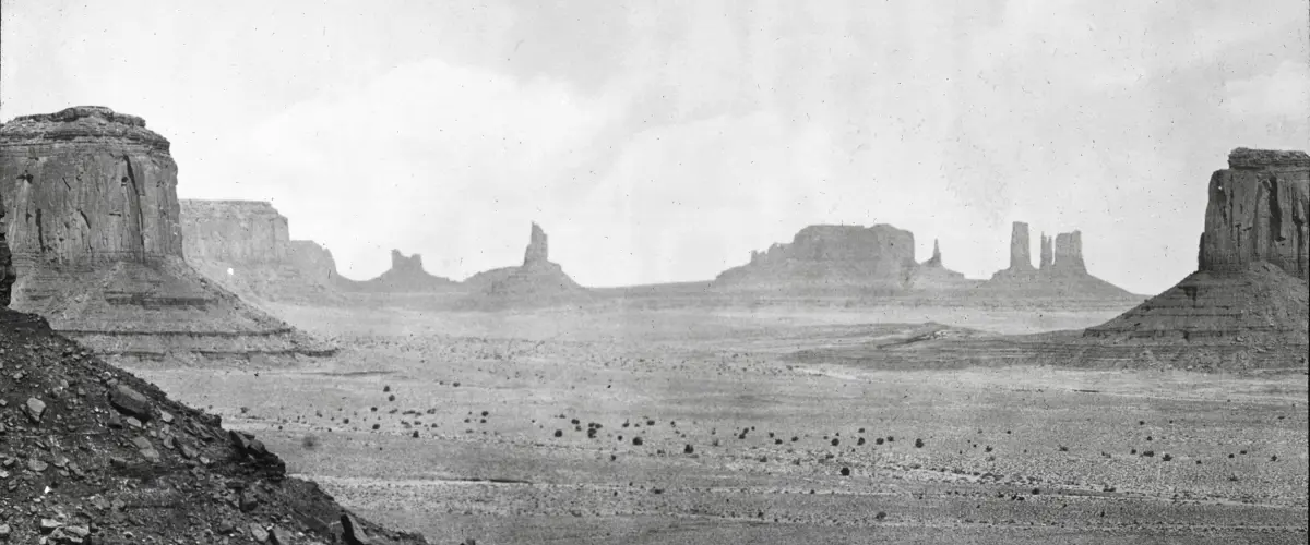 USA-Carousel Container-03.jpg