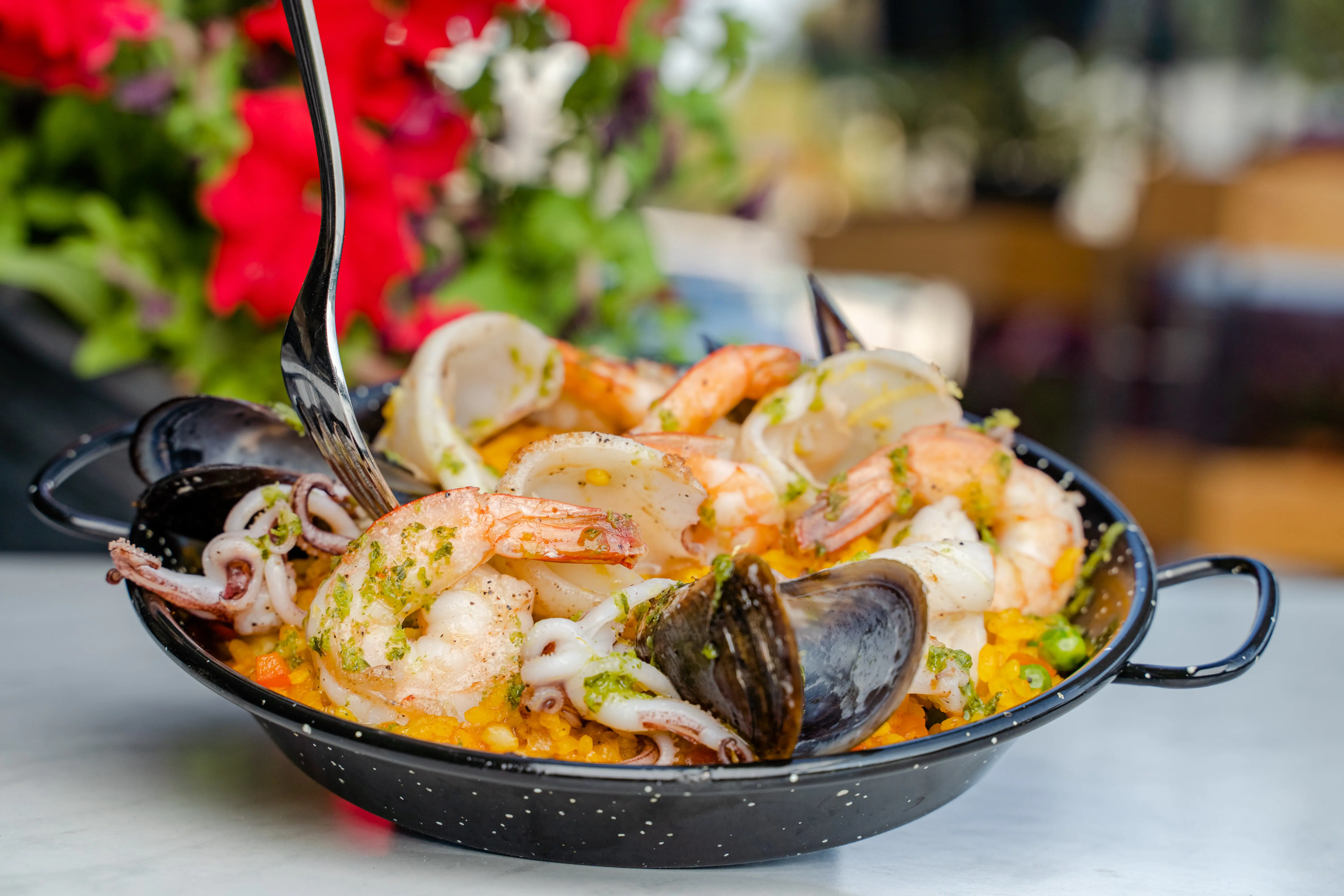 Paella in bowl